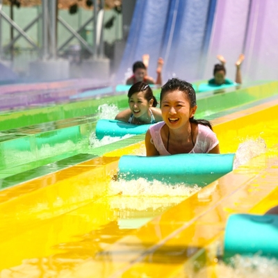 Hấp dẫn bướm Racing Fiberglass nước Slides Khung thép Carbon mạ kẽm cho Aqua Park