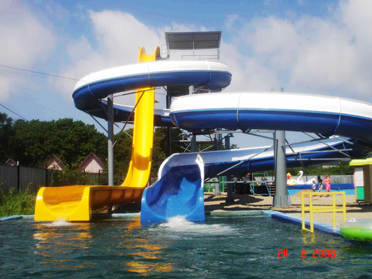 Customized Color Spiral Fiberglass Water Slides Galvanized Carbon Steel Frame