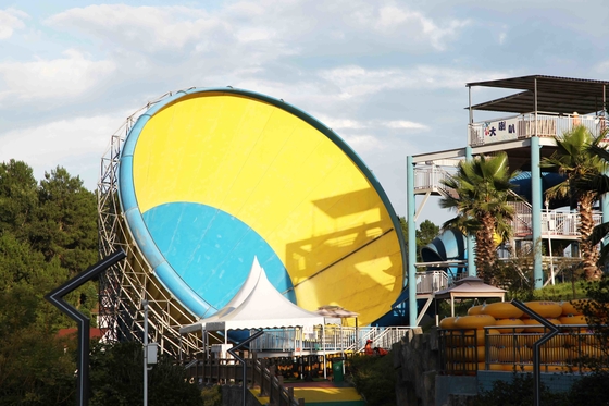 Big Tornado Fiberglass Pool Slides , High Capicity Family Water Slide Games
