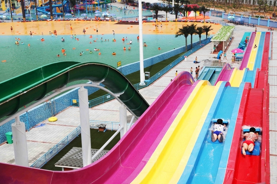 Multi Lanes Rainbow FRP Custom Water Slides In An Amusement Park Water Slide