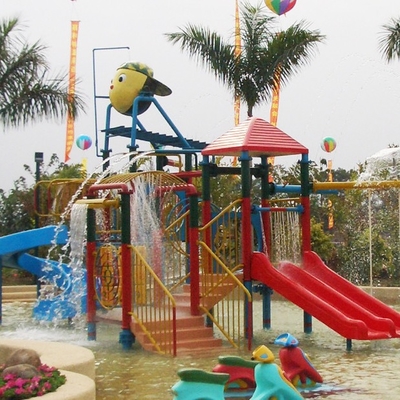 Kết cấu sân chơi cho trẻ em dưới nước với màn trượt nước, leo trèo, nước phun