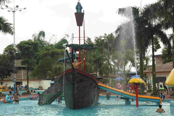Corsair Aqua Play Water Park Equipment / Large Holiday Resort Fiberglass Pirate Ship