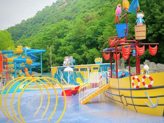 Khu nghỉ mát lớn Sản phẩm thủy tinh sợi thuyền cướp biển với trượt