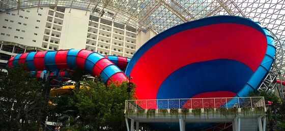 Giant Tornado Funnel Water Slide cho công viên nước Fiberglass Tornado Slide Nhà sản xuất từ năm 1994