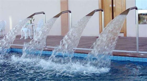 Thiết bị thủy trị liệu SPA chống ăn mòn với cấu trúc thép kẽm nóng và hệ thống điều khiển thông minh