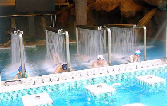 Thiết bị thủy trị liệu SPA chống ăn mòn với cấu trúc thép kẽm nóng và hệ thống điều khiển thông minh