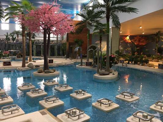 Thiết bị thủy trị liệu SPA chống ăn mòn với cấu trúc thép kẽm nóng và hệ thống điều khiển thông minh